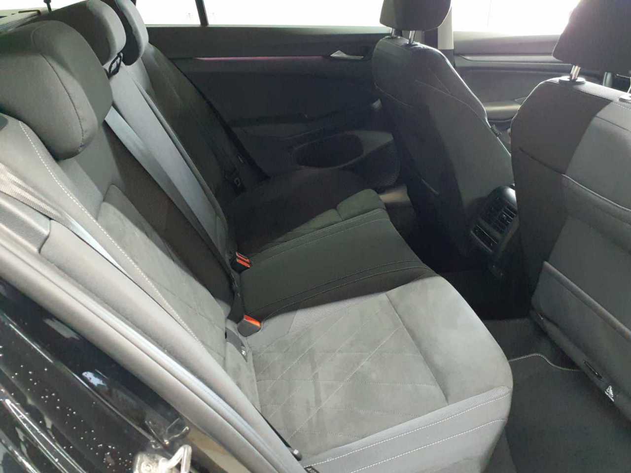Vw Golf Variant 2.0 TDI SCR DSG Style 14