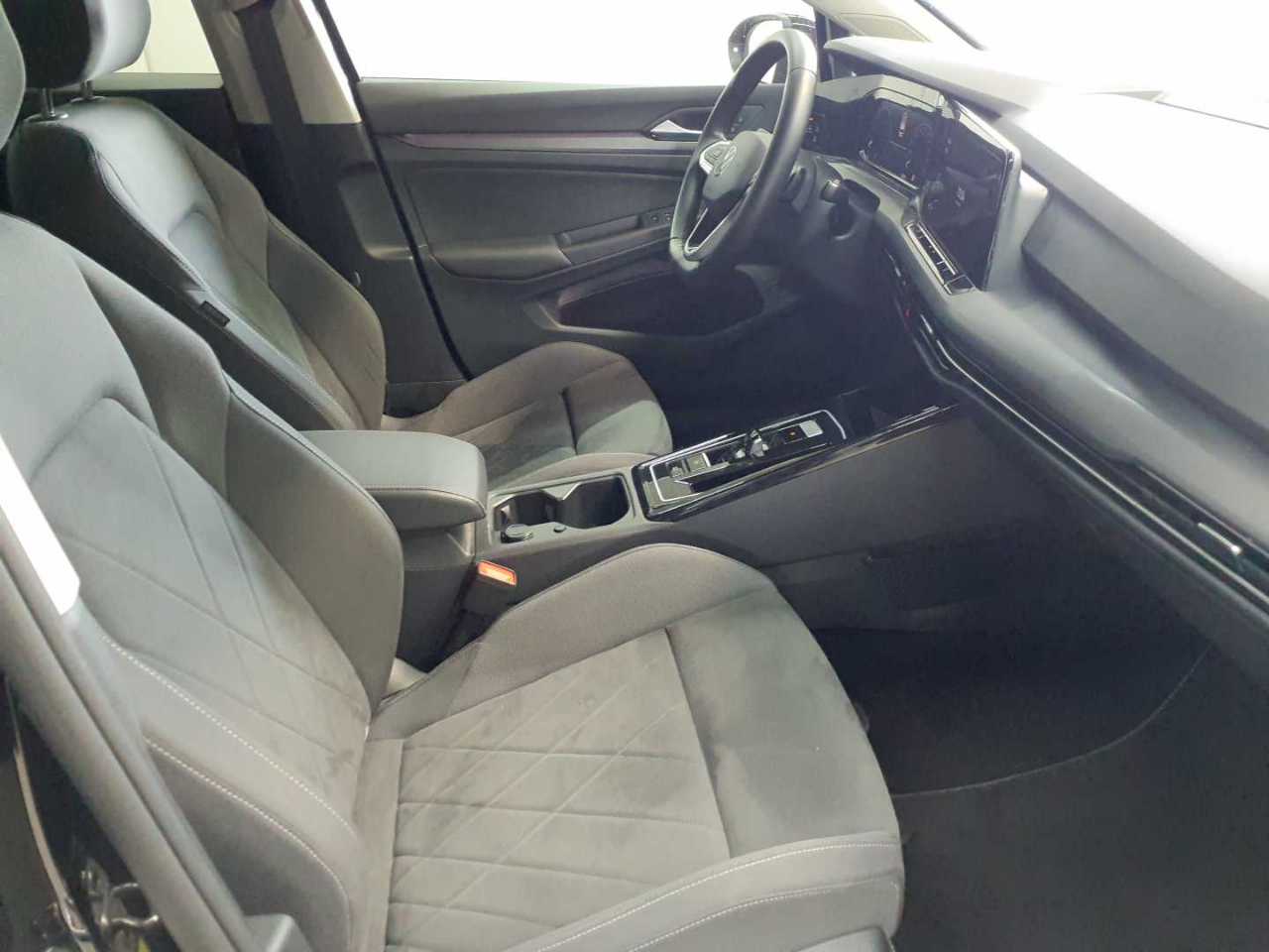Vw Golf Variant 2.0 TDI SCR DSG Style 8