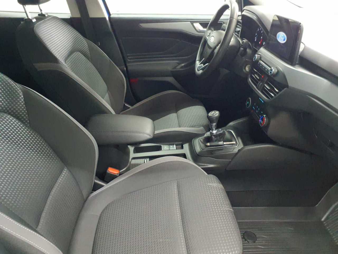 Ford Focus Turnier 1.5 EcoBlue Start-Stopp-System COOL&CONNECT 8