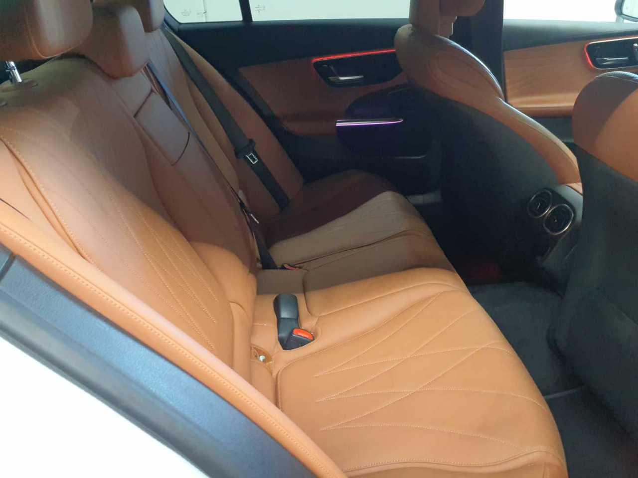 Mercedes-Benz C 300 d 9G-TRONIC AMG Line 14