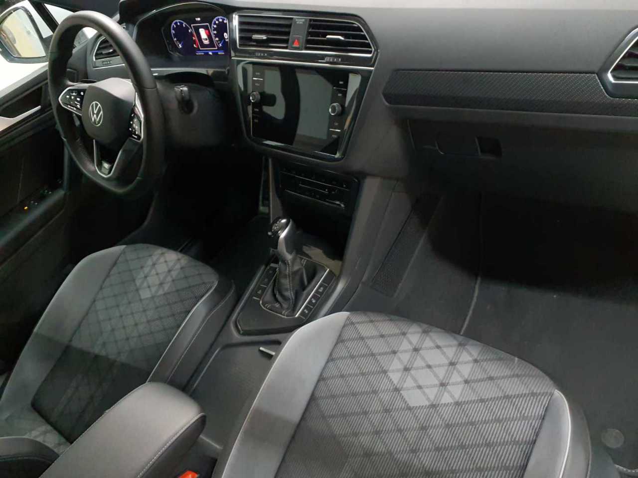 Vw Tiguan 1.5 TSI OPF DSG R-Line 9