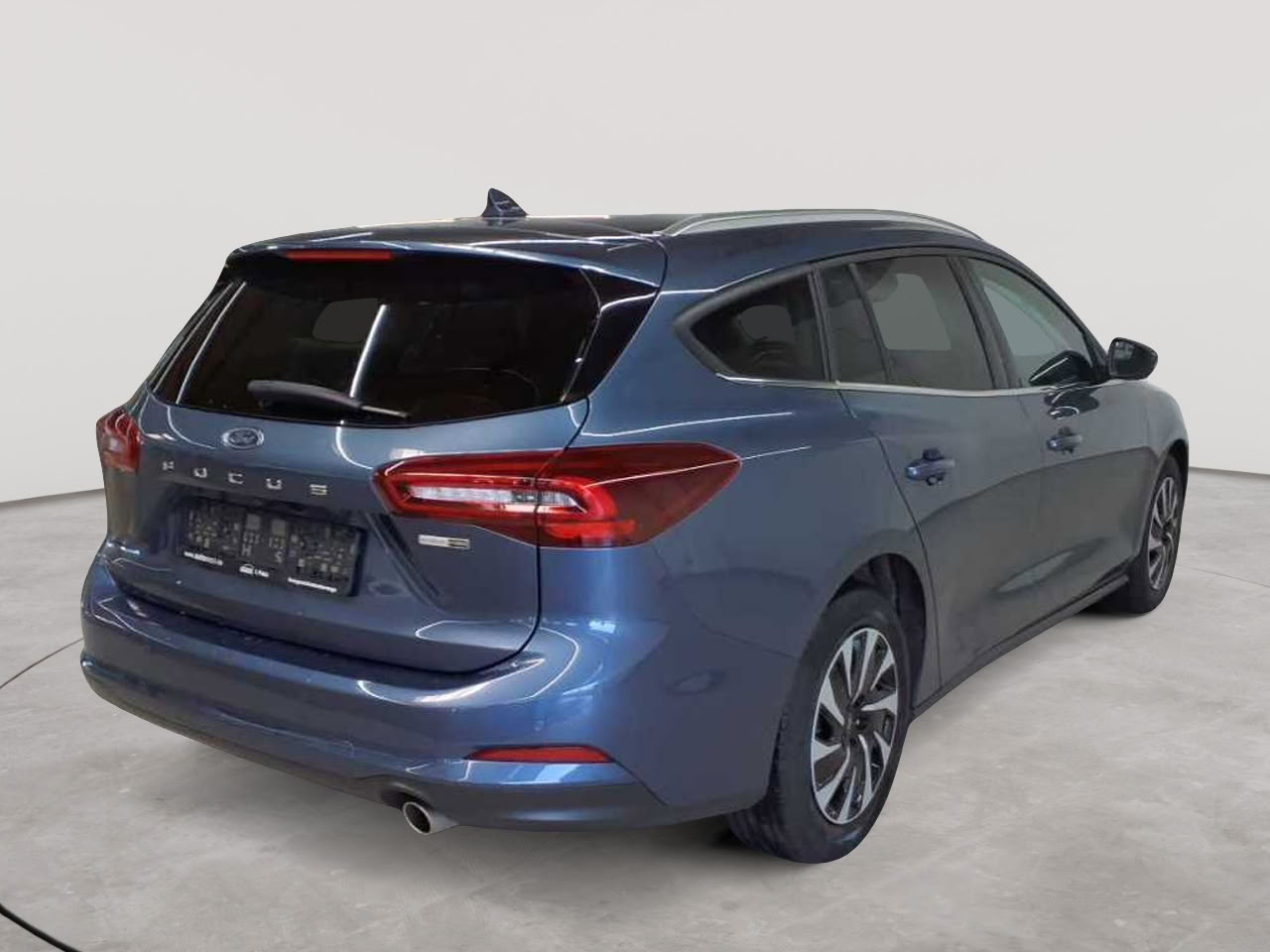 Ford Focus Turnier 1.0 EcoBoost Hybrid TITANIUM X 4