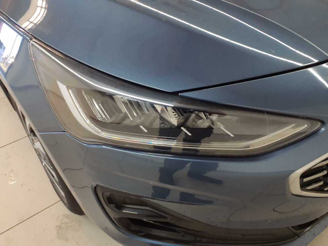 Ford Focus Turnier 1.0 EcoBoost Hybrid TITANIUM X 17