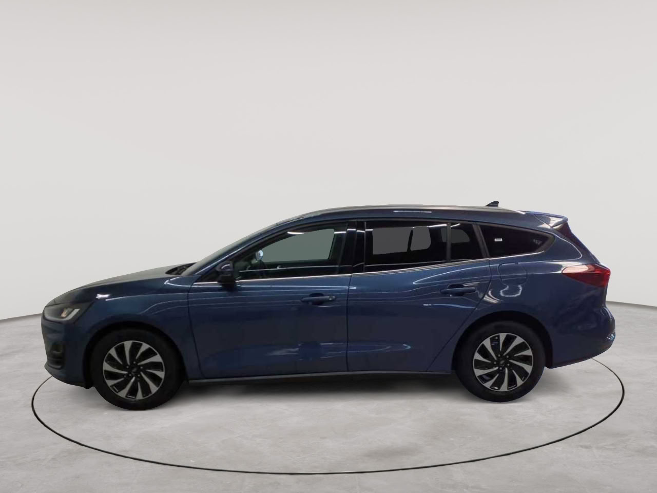 Ford Focus Turnier 1.0 EcoBoost Hybrid TITANIUM X 6
