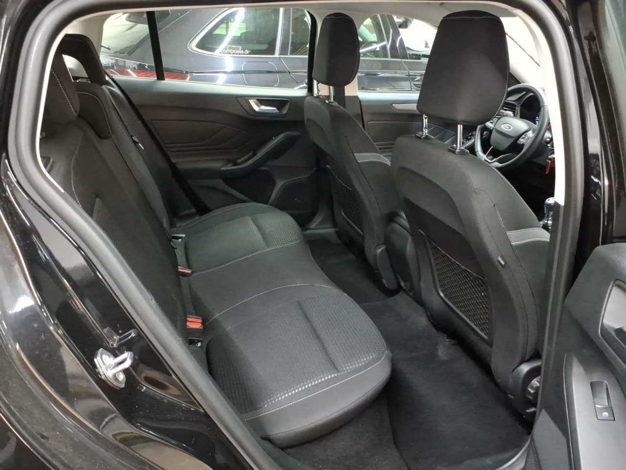 Ford Focus Turnier 1.5 EcoBlue Start-Stopp-System COOL&CONNECT 14