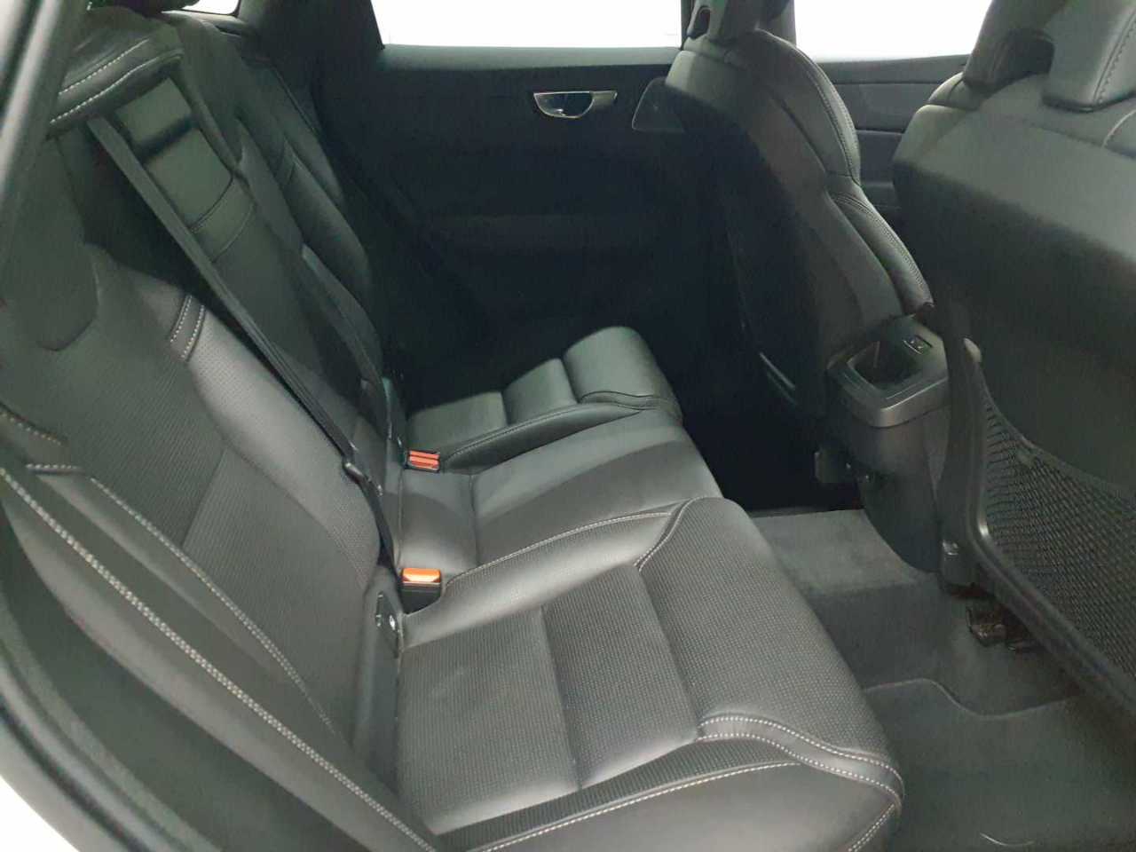 Volvo XC60 B4 D AWD Geartronic Inscription 14