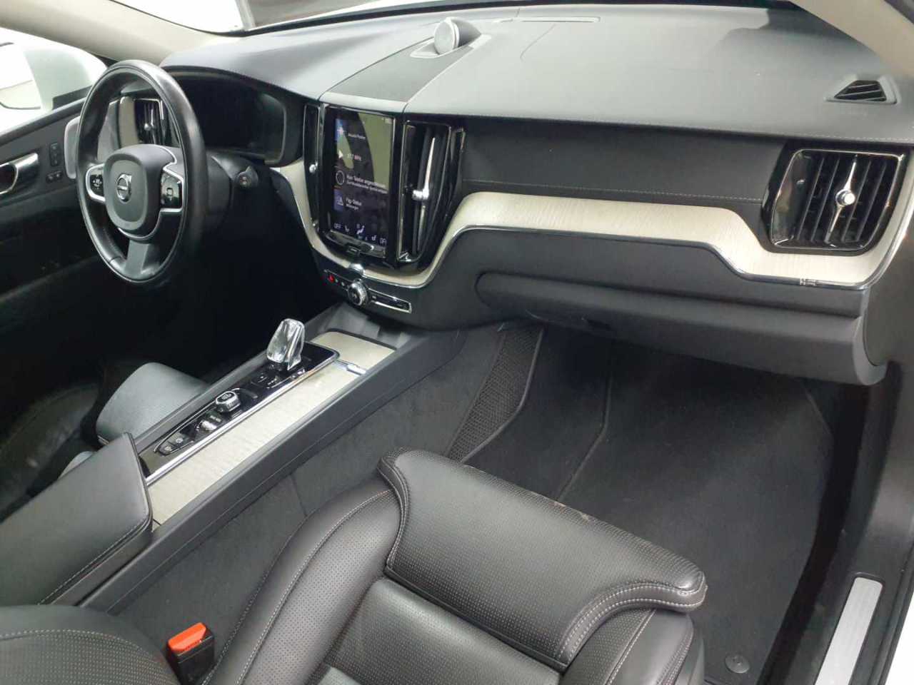 Volvo XC60 B4 D AWD Geartronic Inscription 9