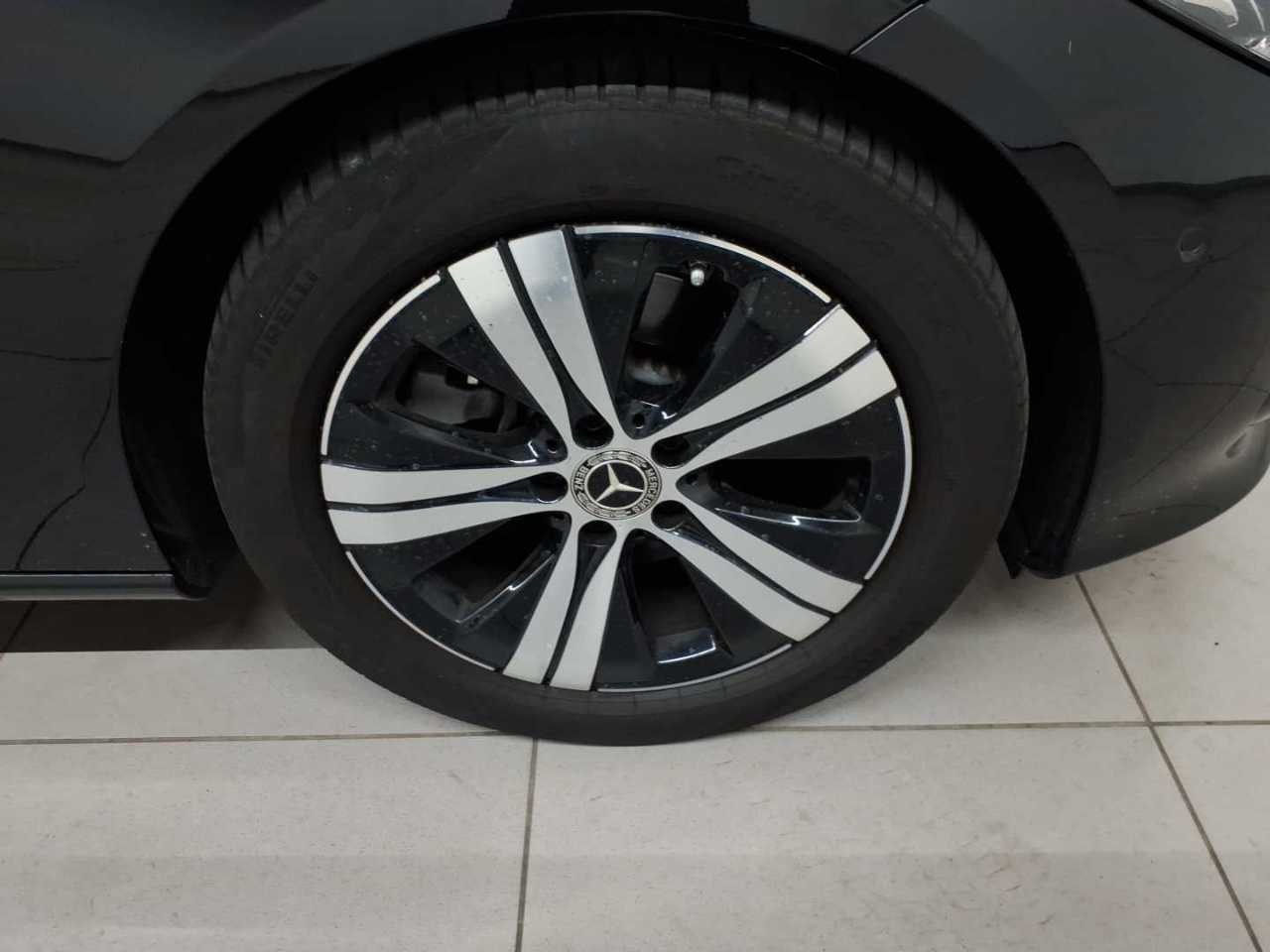 Mercedes-Benz C 220 d T 9G-TRONIC Avantgarde 17