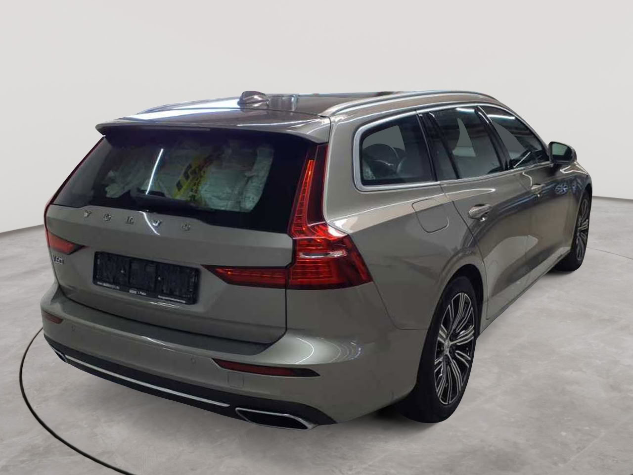 Volvo V60 T6 AWD Recharge Geartronic Inscription 4
