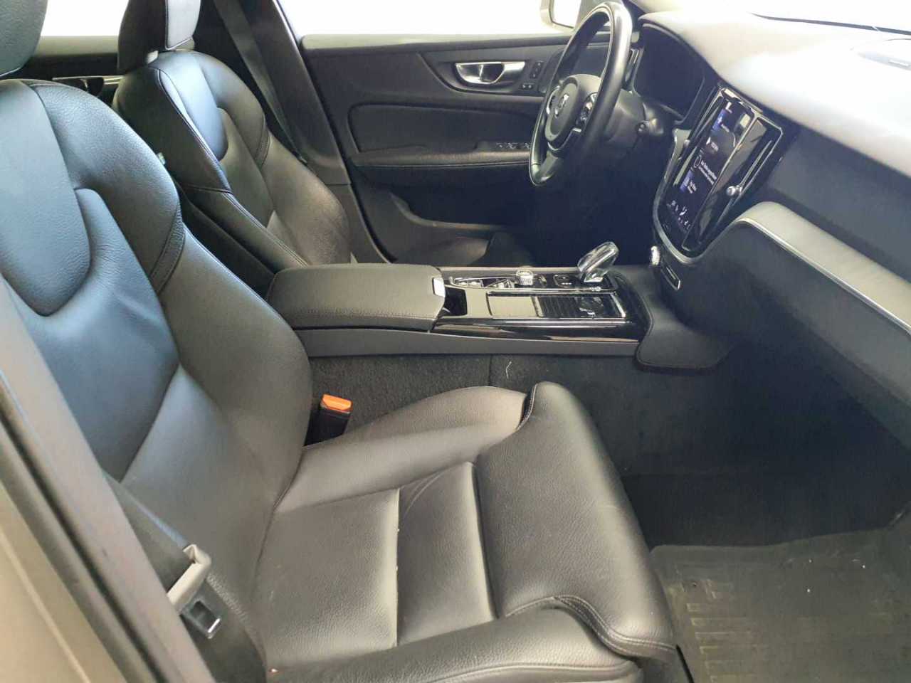 Volvo V60 T6 AWD Recharge Geartronic Inscription 8