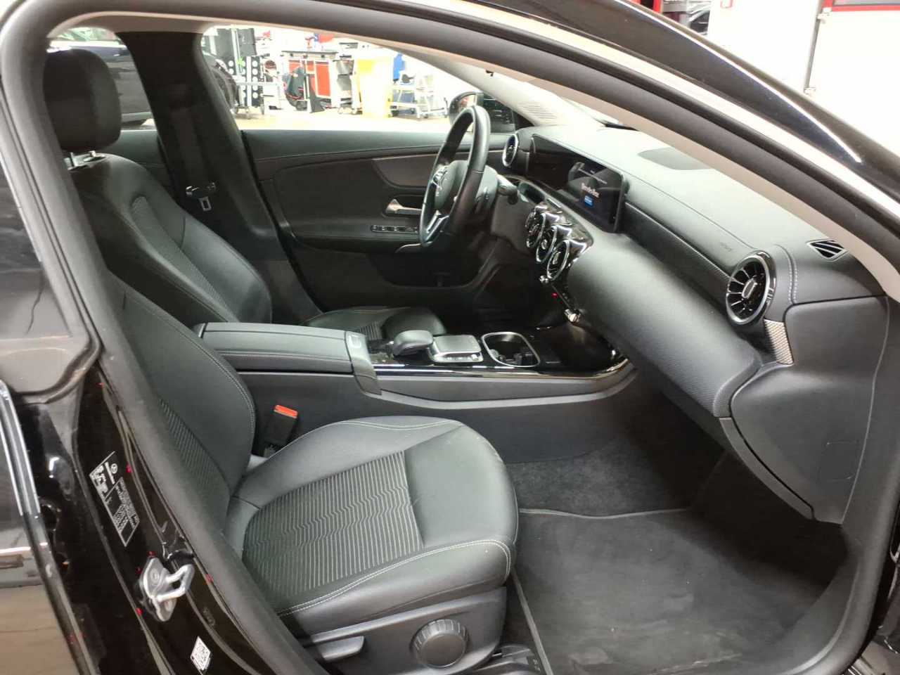Mercedes-Benz CLA 200 d Shooting Brake 8G-DCT Progressive 8