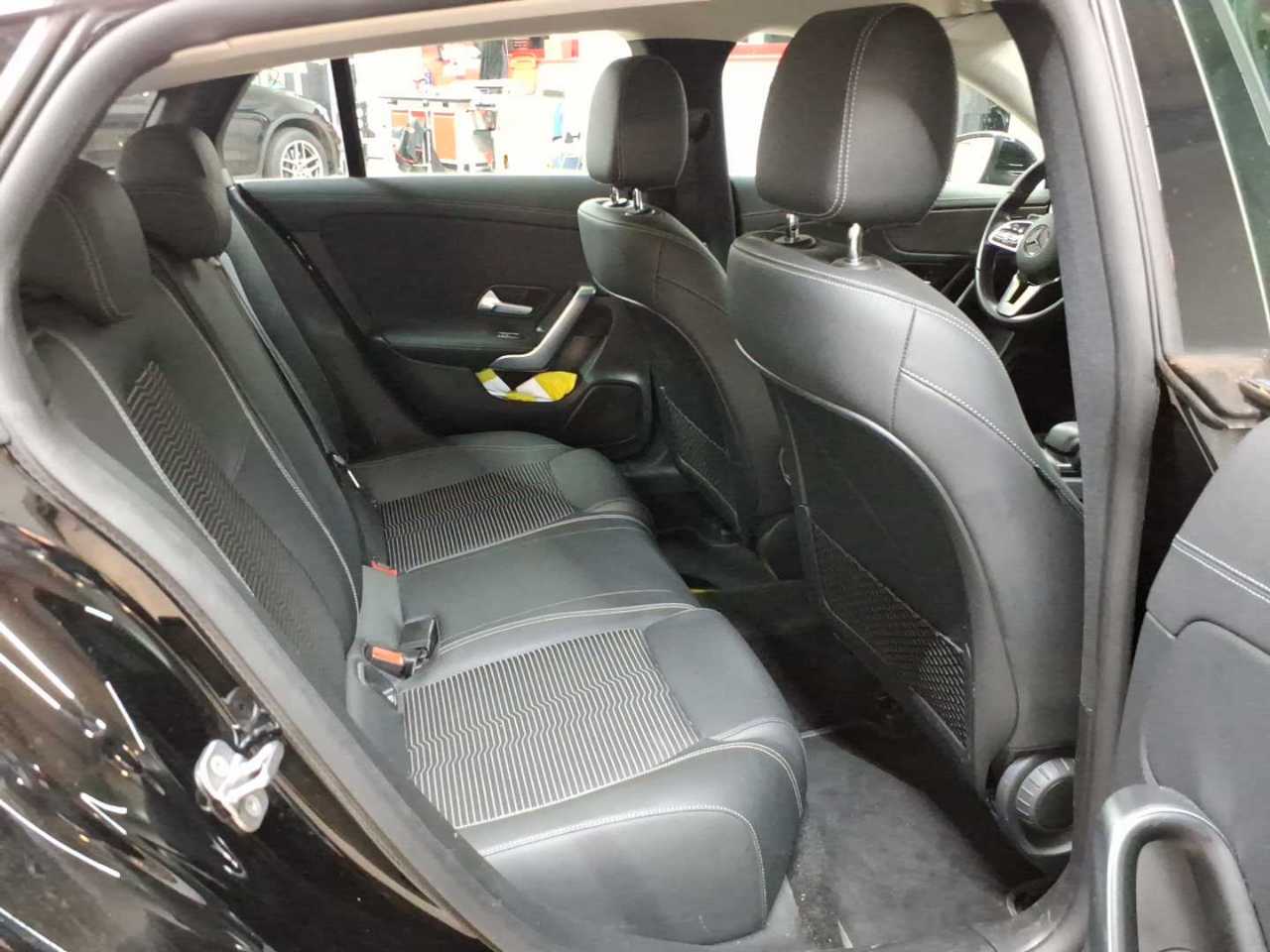 Mercedes-Benz CLA 200 d Shooting Brake 8G-DCT Progressive 14