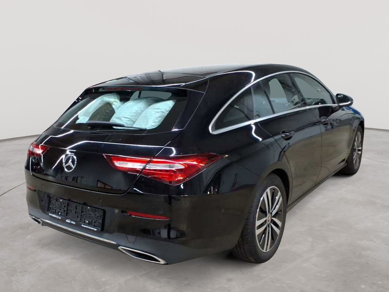 Mercedes-Benz CLA 200 d Shooting Brake 8G-DCT Progressive 4
