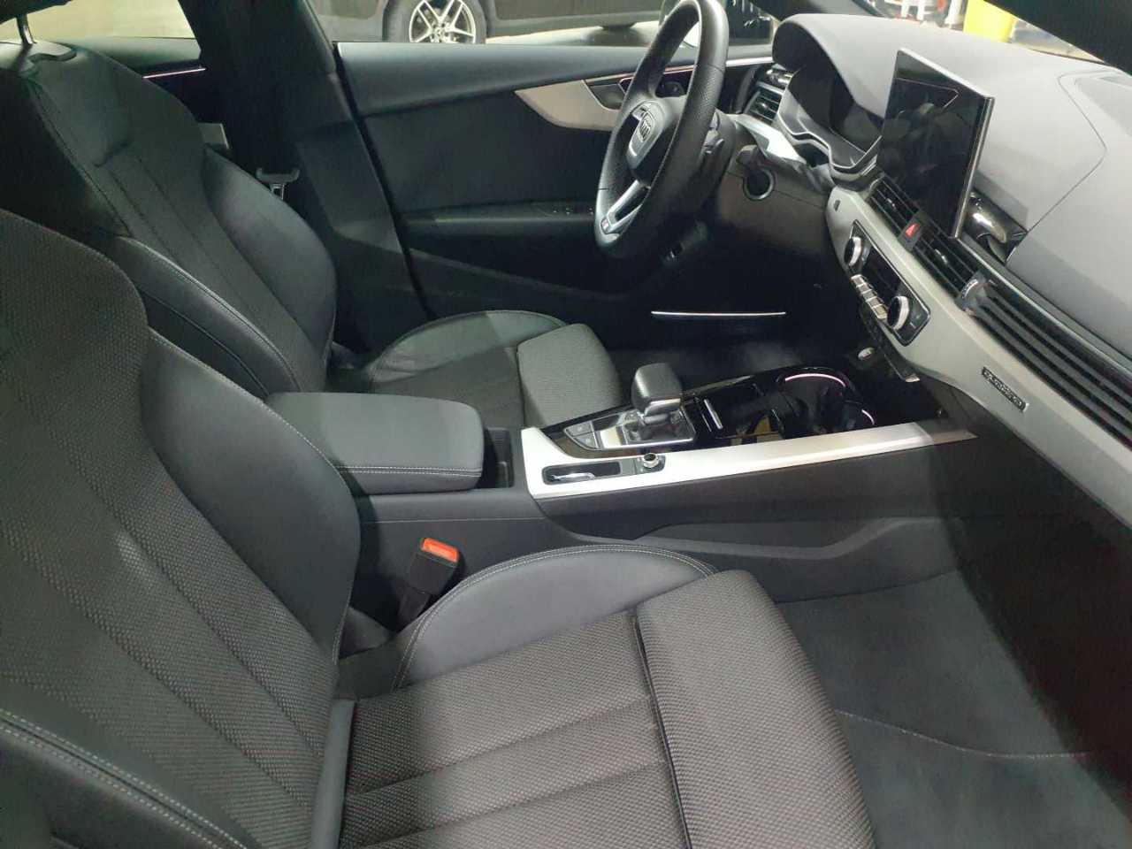 Audi A5 Sportback 40 TDI quattro S tronic S line 8