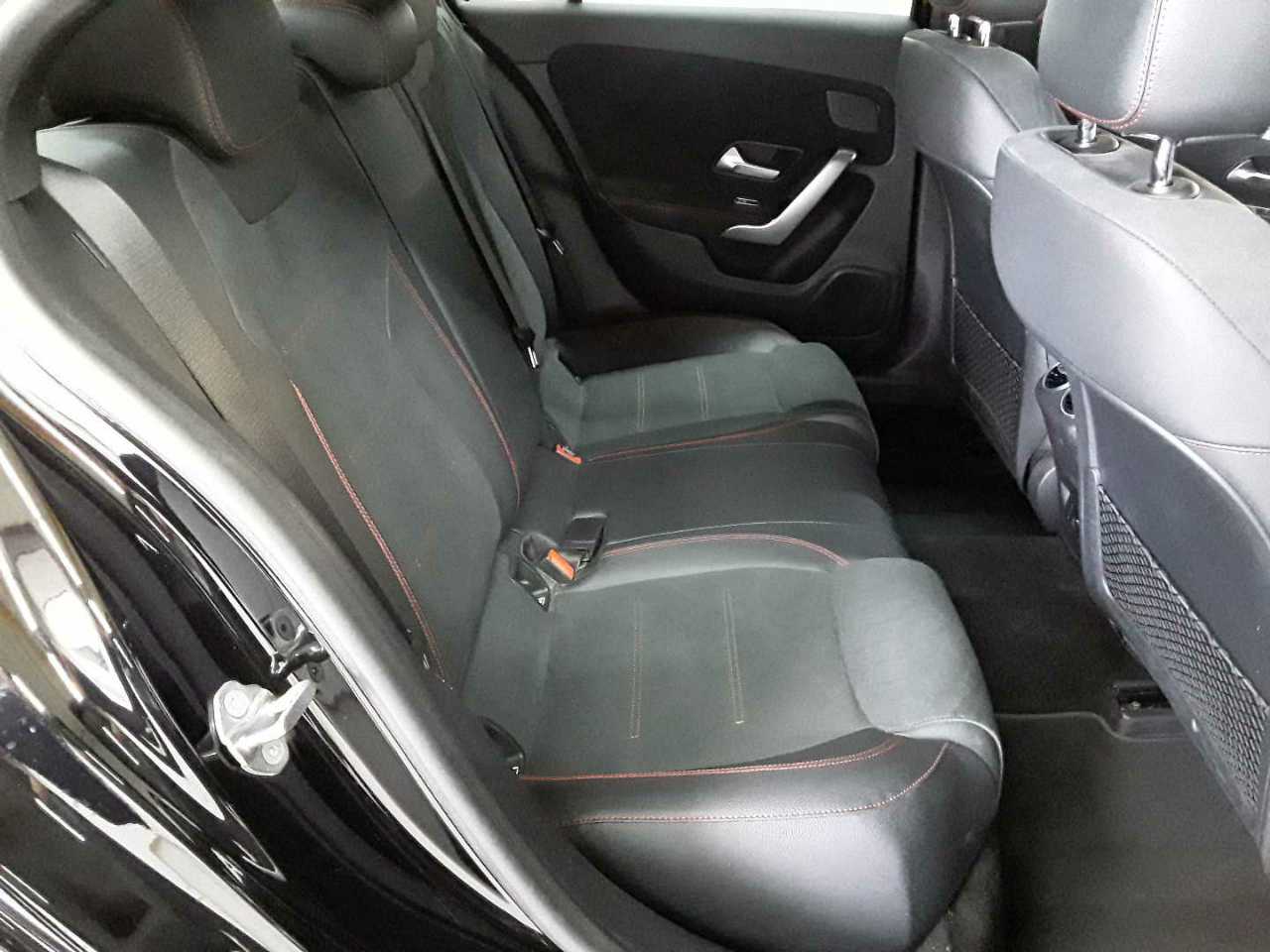 Mercedes-Benz A 250 e 8G-DCT AMG Line 14