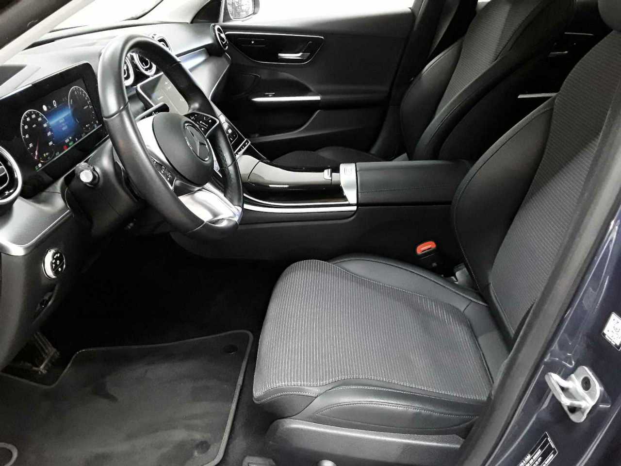 Mercedes-Benz C 300 e T 9G-TRONIC Avantgarde 7