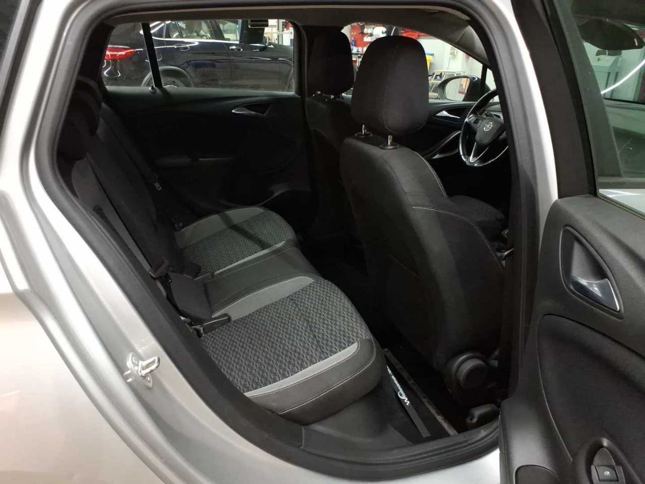 Opel Astra 1.2 Turbo Start/Stop Sports Tourer Edition 14