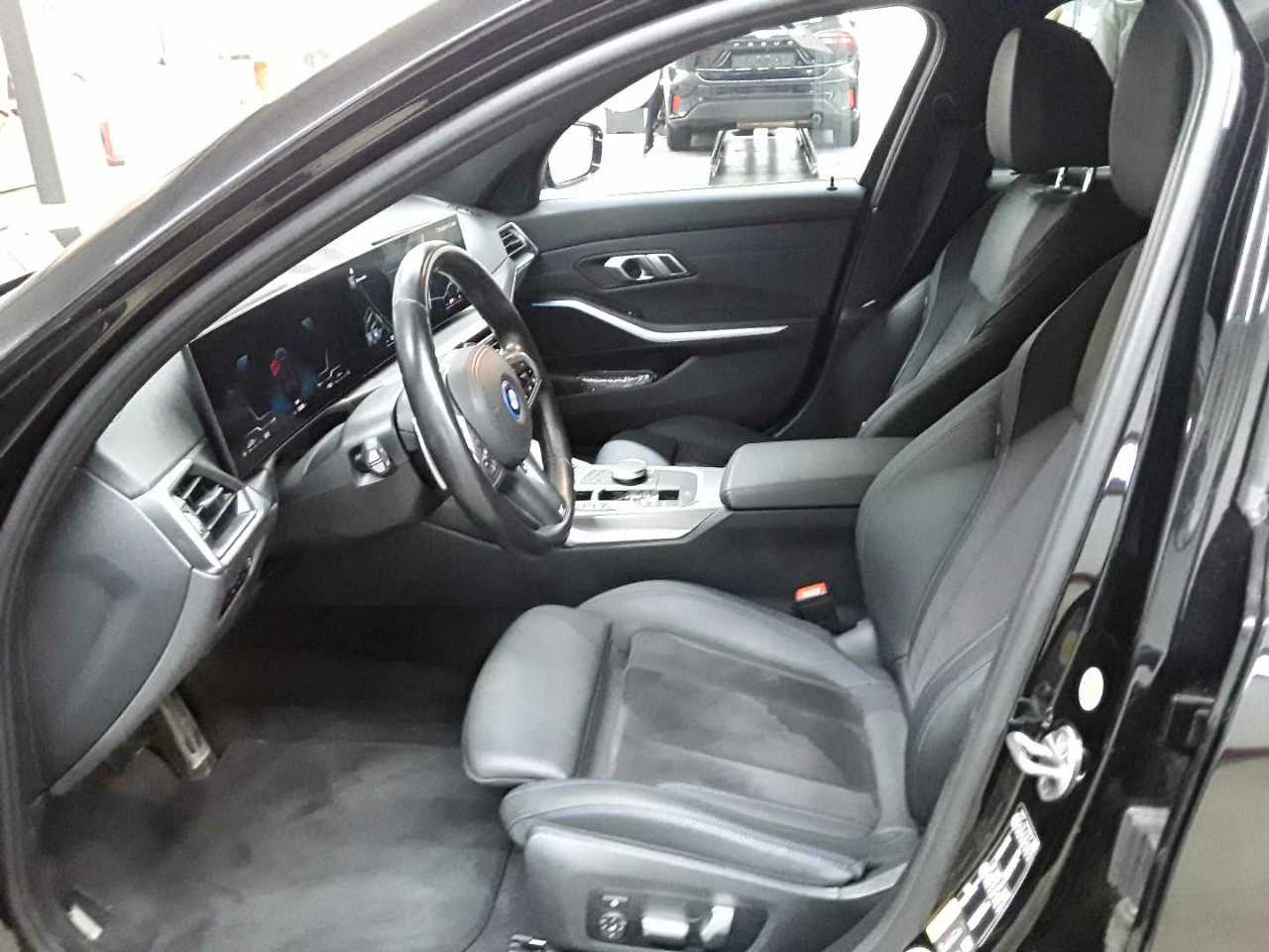 Bmw 330e Touring Aut. 7