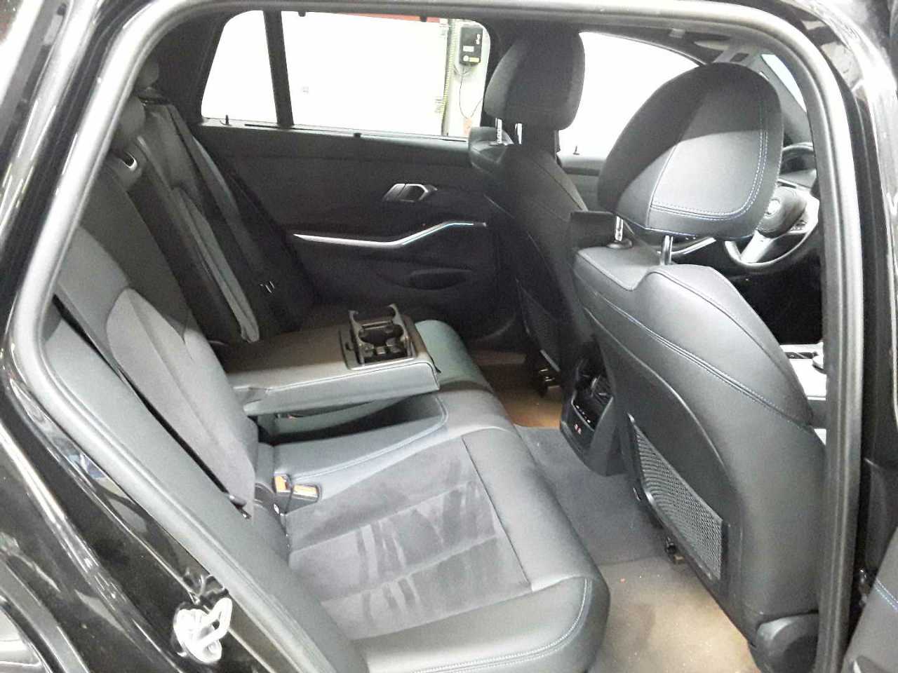 Bmw 330e Touring Aut. 14
