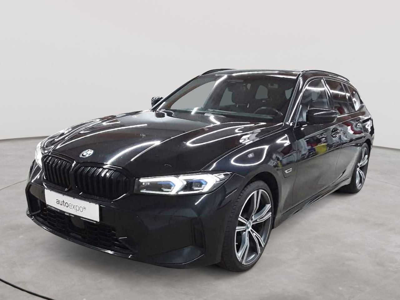 Bmw 330e Touring Aut. 2