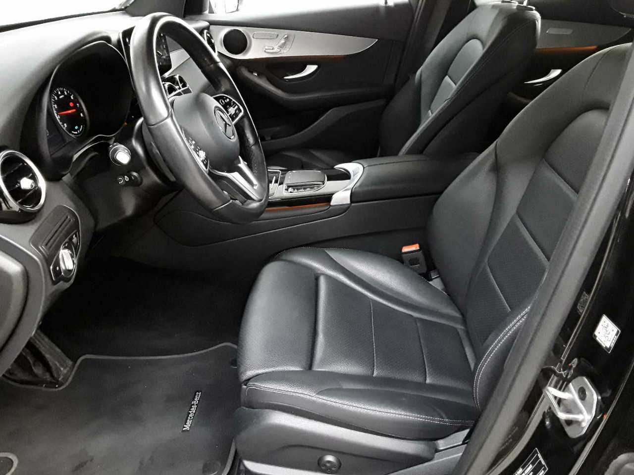 Mercedes-Benz GLC 300 4Matic 9G-TRONIC 7