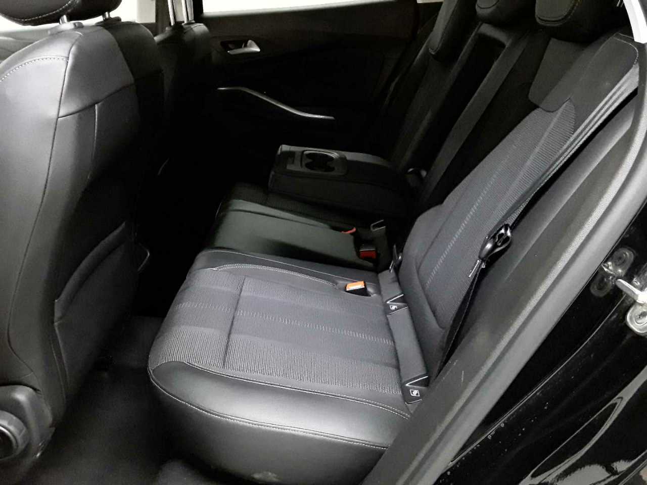 Opel Grandland 1.2 DI Automatik GS 13