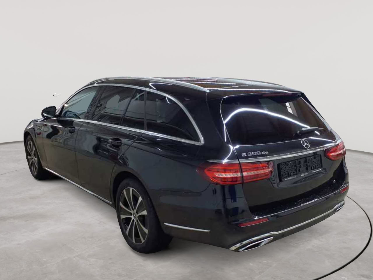 Mercedes-Benz E 300 de T 9G-TRONIC Exclusive 5