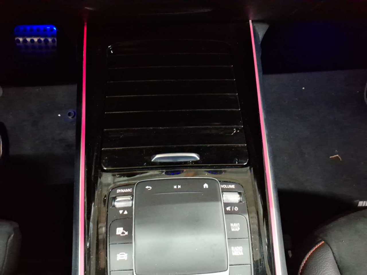 Mercedes-Benz GLB 220 d 8G-DCT AMG Line 10
