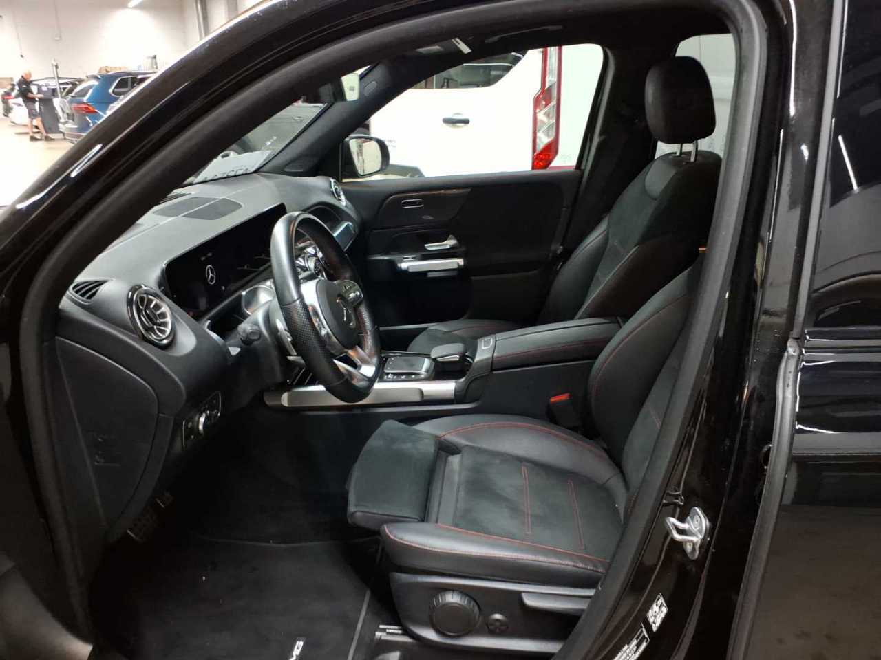 Mercedes-Benz GLB 220 d 8G-DCT AMG Line 7