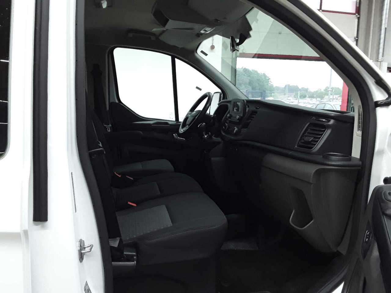Ford Transit Custom 320 L1H1 VA Trend 8