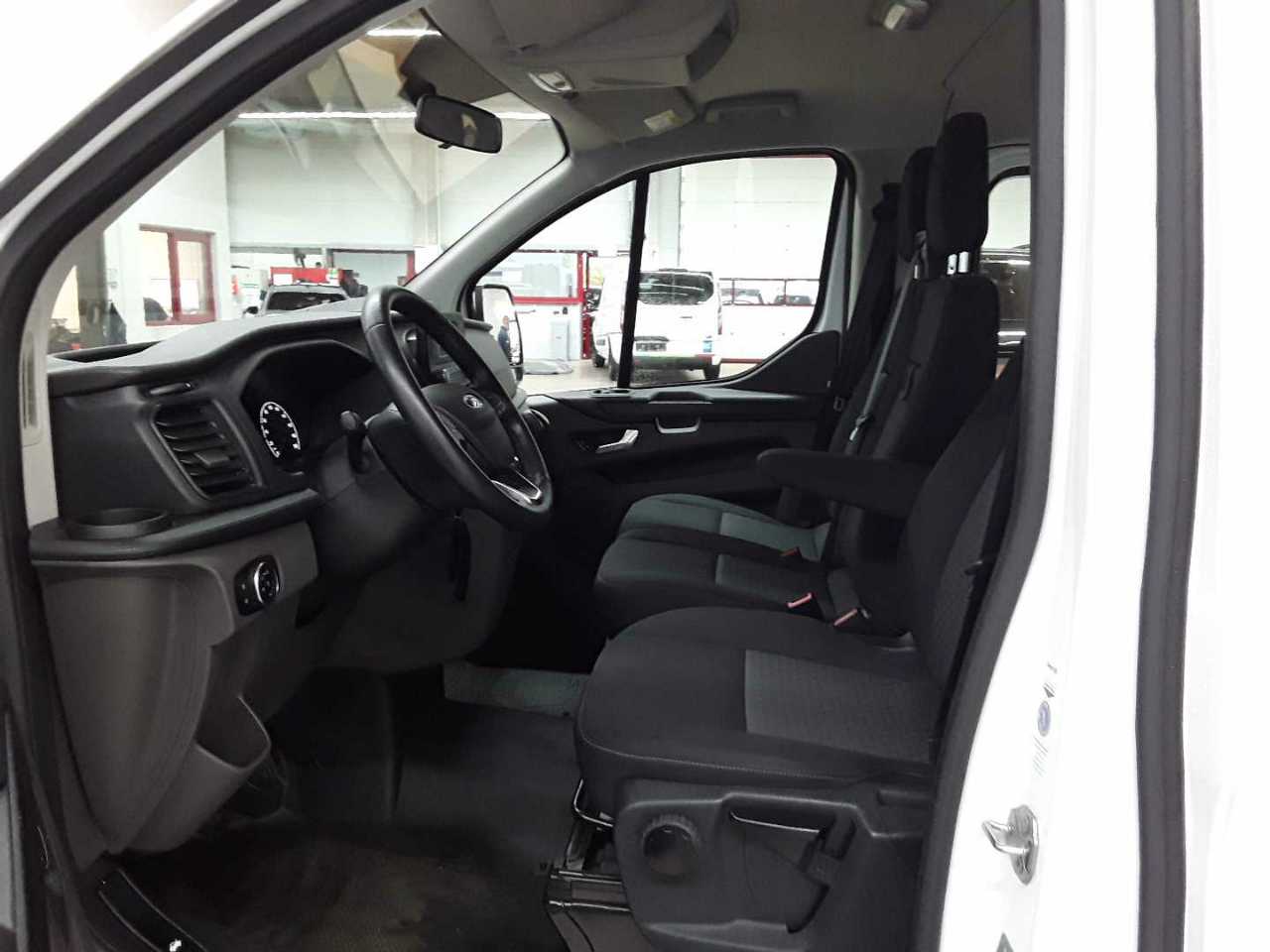 Ford Transit Custom 320 L1H1 VA Trend 7