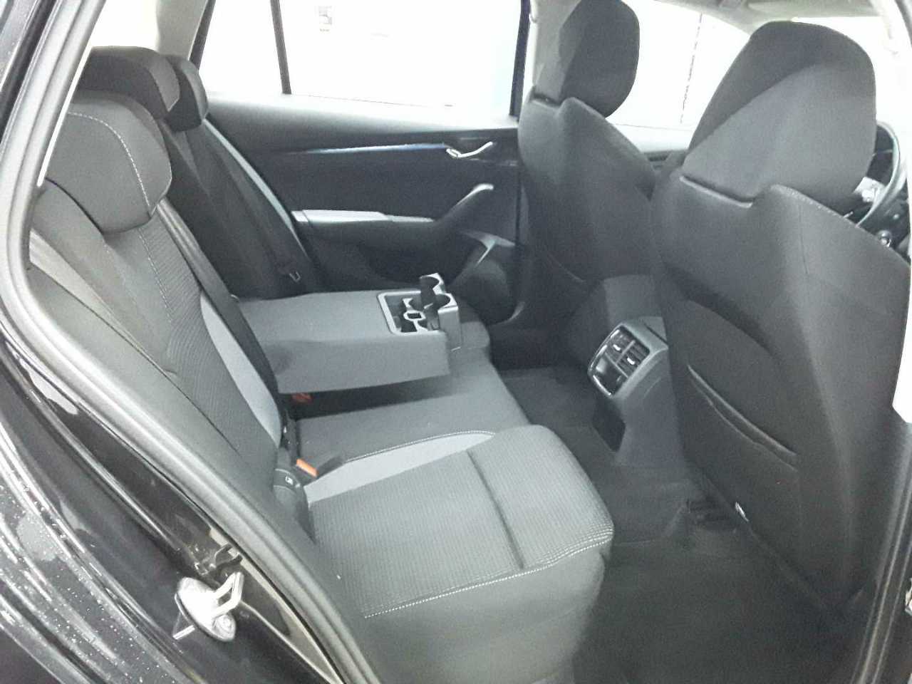 Skoda Octavia Combi 2.0 TDI Ambition 14