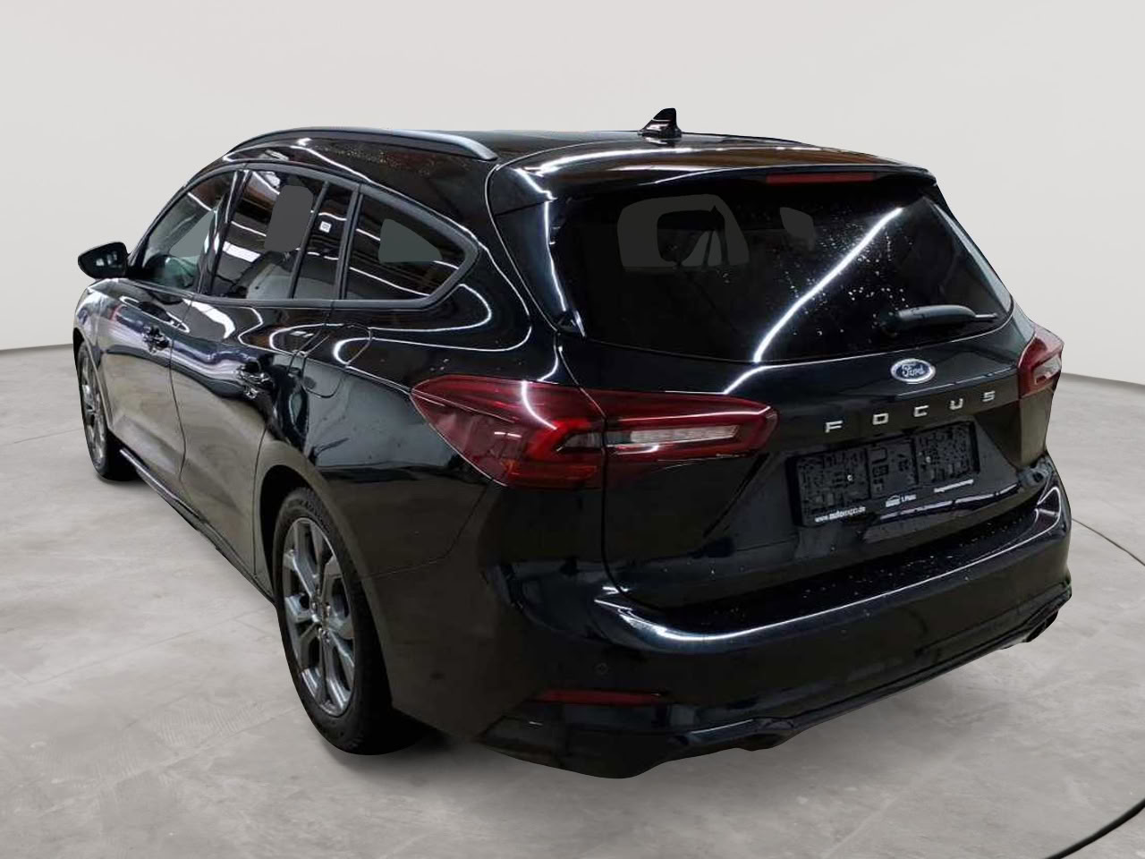 Ford Focus Turnier 1.0 EcoBoost Hybrid ST-LINE 5
