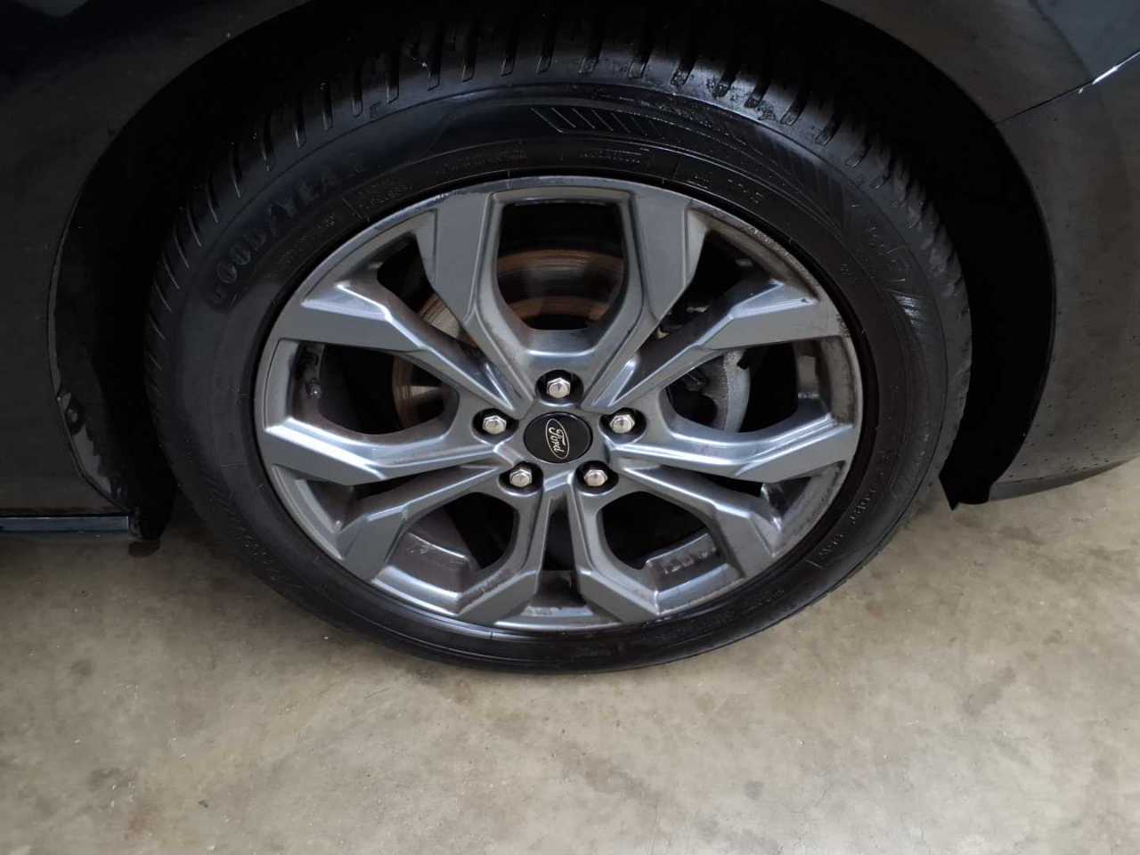 Ford Focus Turnier 1.0 EcoBoost Hybrid ST-LINE 16