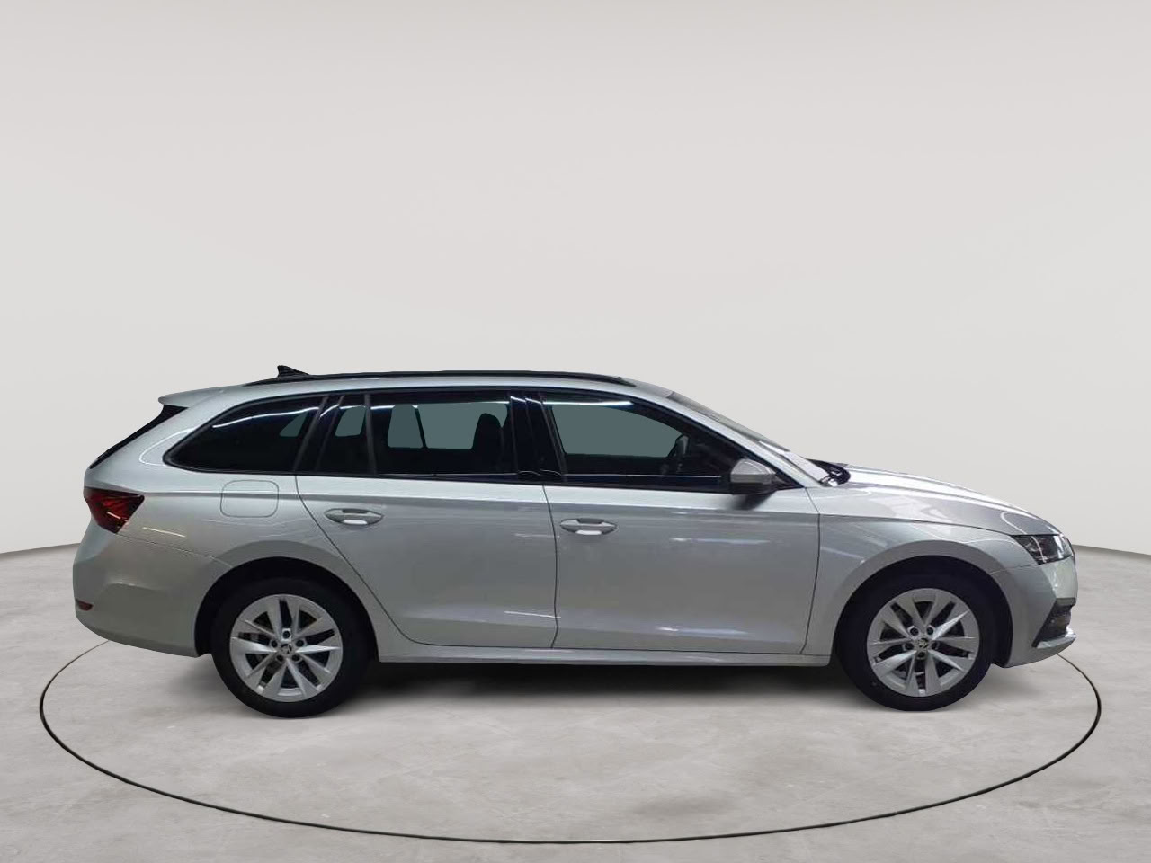 Skoda Octavia Combi 1.4 TSI iV DSG Ambition 3
