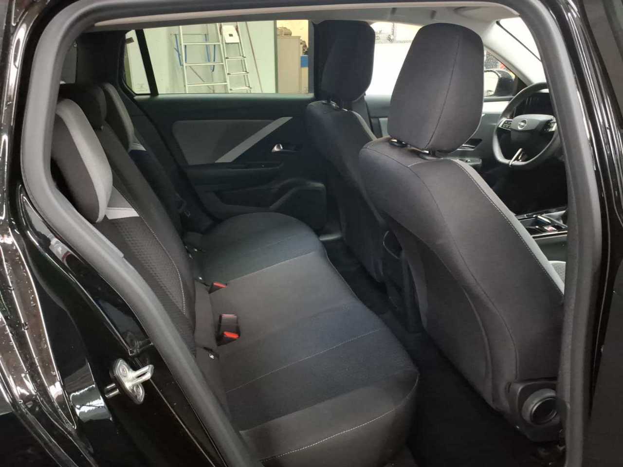 Opel Astra Sports Tourer 1.2 Turbo Enjoy 14
