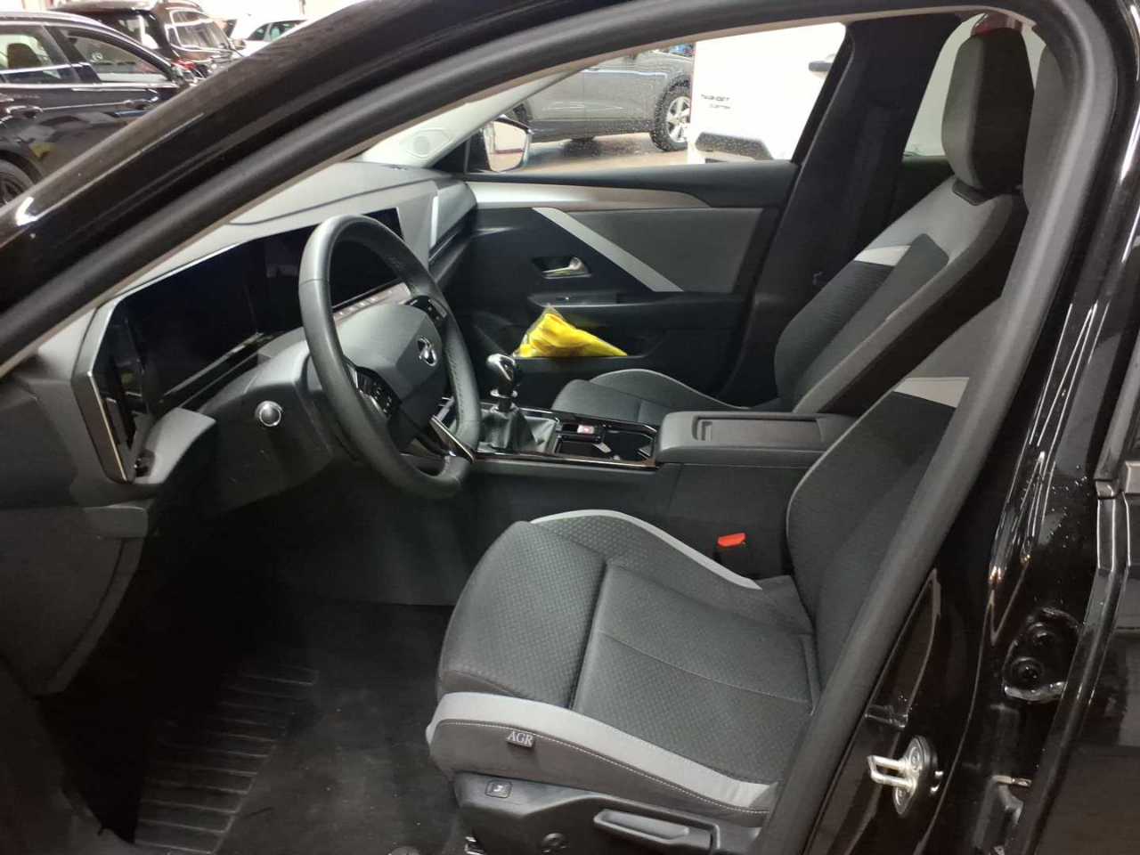 Opel Astra Sports Tourer 1.2 Turbo Enjoy 7
