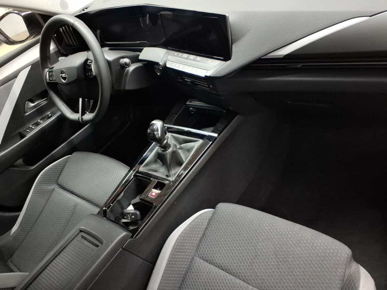 Opel Astra Sports Tourer 1.2 Turbo Enjoy 9