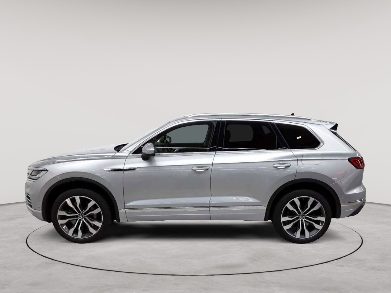 Volkswagen Touareg 3.0 V6 e-Hybrid 4Motion Aut. Elegance 6