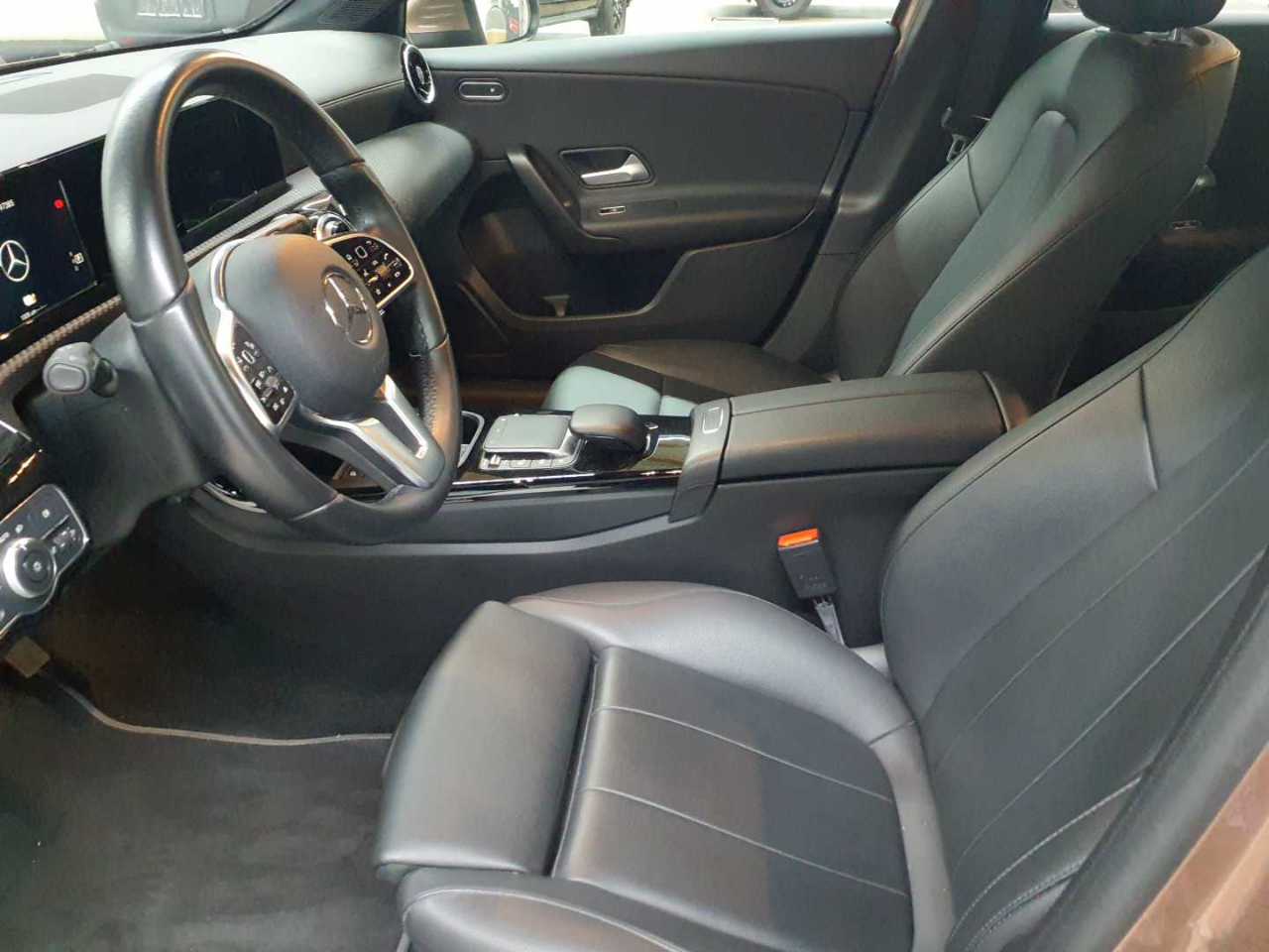 Mercedes-Benz A 250 e 8G-DCT Style 7