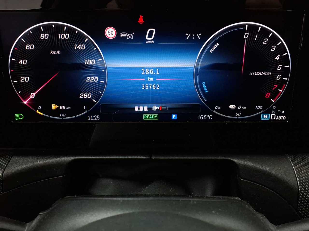 Mercedes-Benz C 300 e T 9G-TRONIC Avantgarde 11