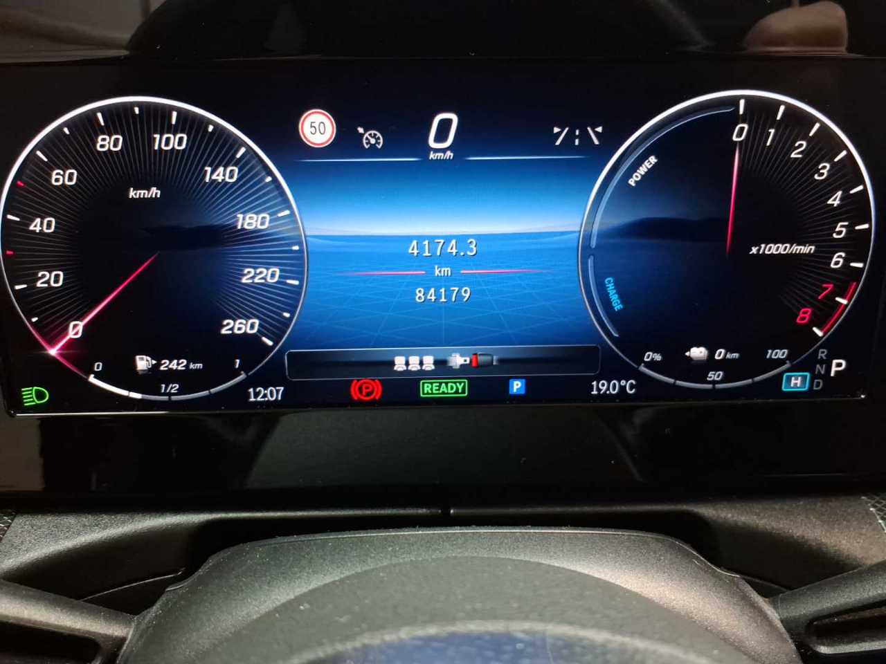 Mercedes-Benz C 300 e T 9G-TRONIC Avantgarde 11