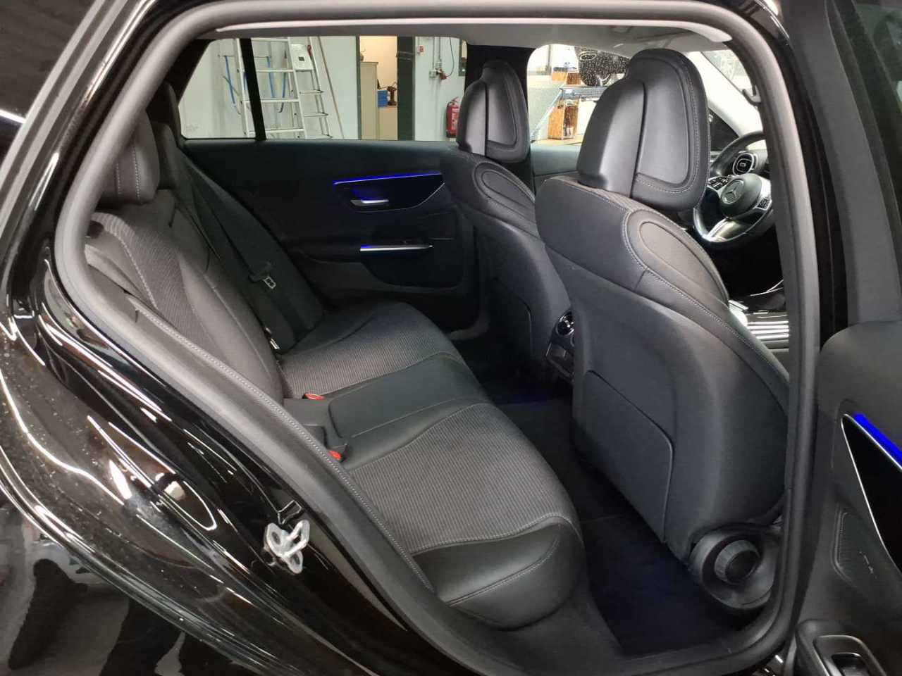 Mercedes-Benz C 300 e T 9G-TRONIC Avantgarde 14