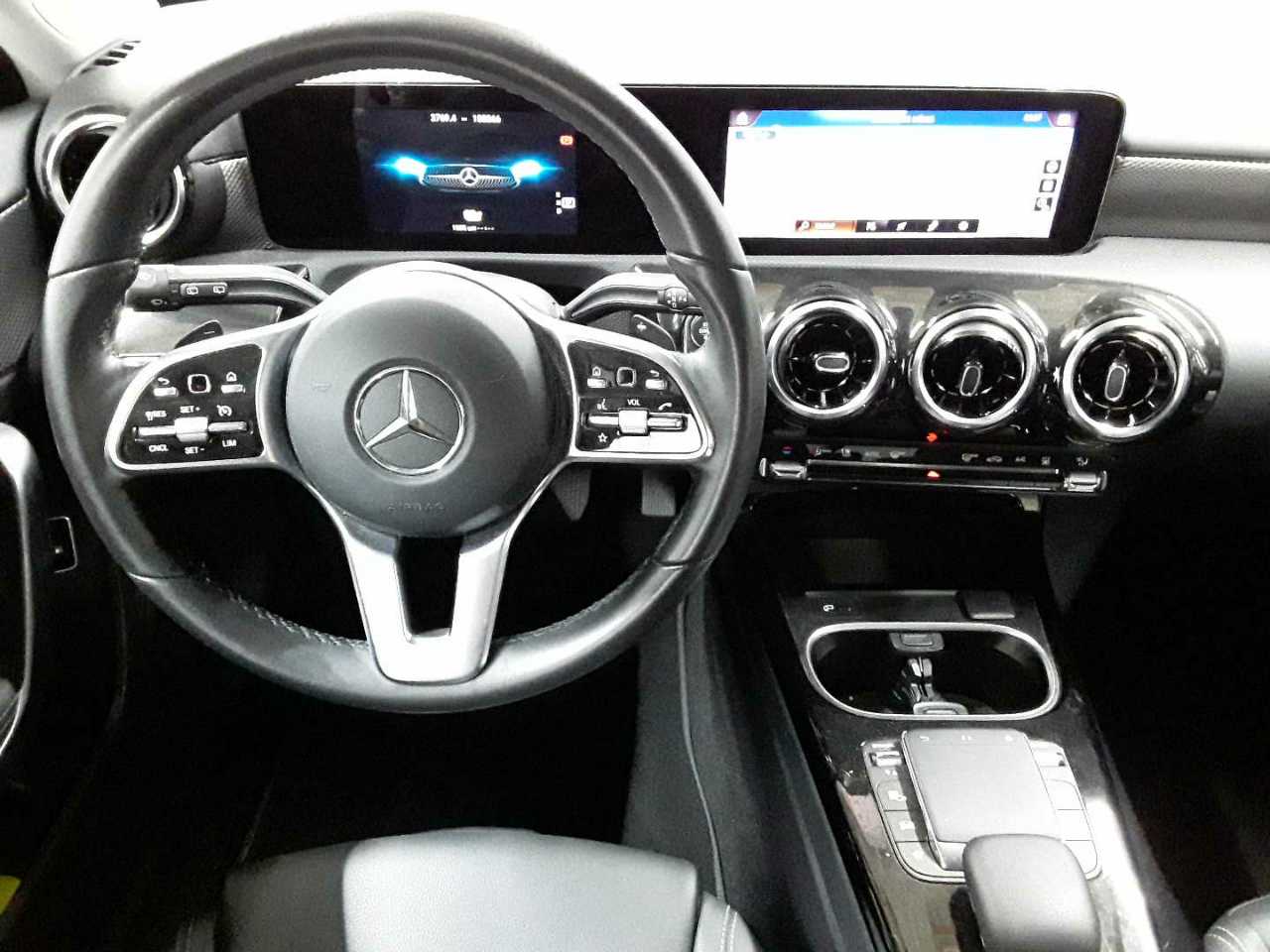 Mercedes-Benz A 250 e 8G-DCT Advanced Progressive 10