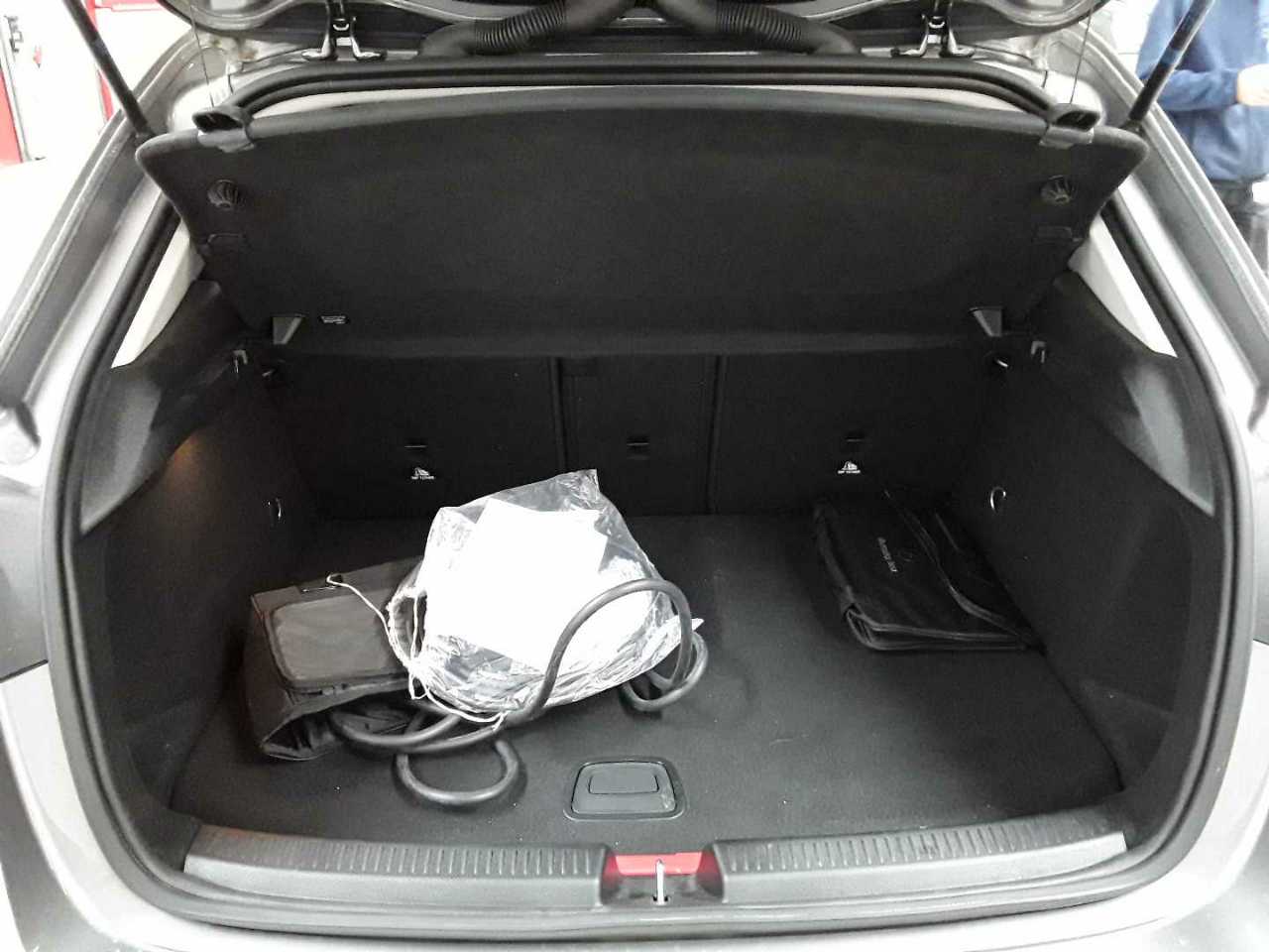 Mercedes-Benz A 250 e 8G-DCT Advanced Progressive 15