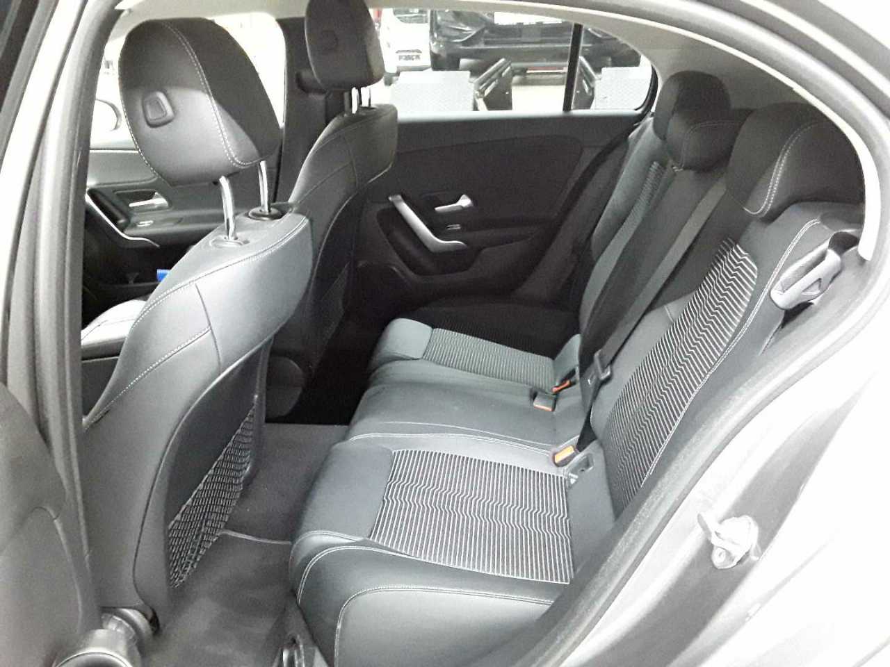 Mercedes-Benz A 250 e 8G-DCT Advanced Progressive 13