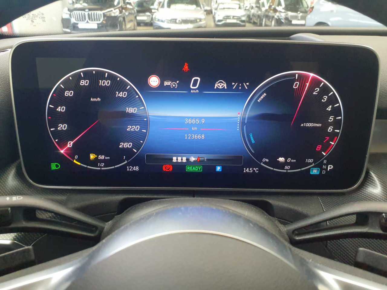 Mercedes-Benz C 300 e T 9G-TRONIC Avantgarde 11