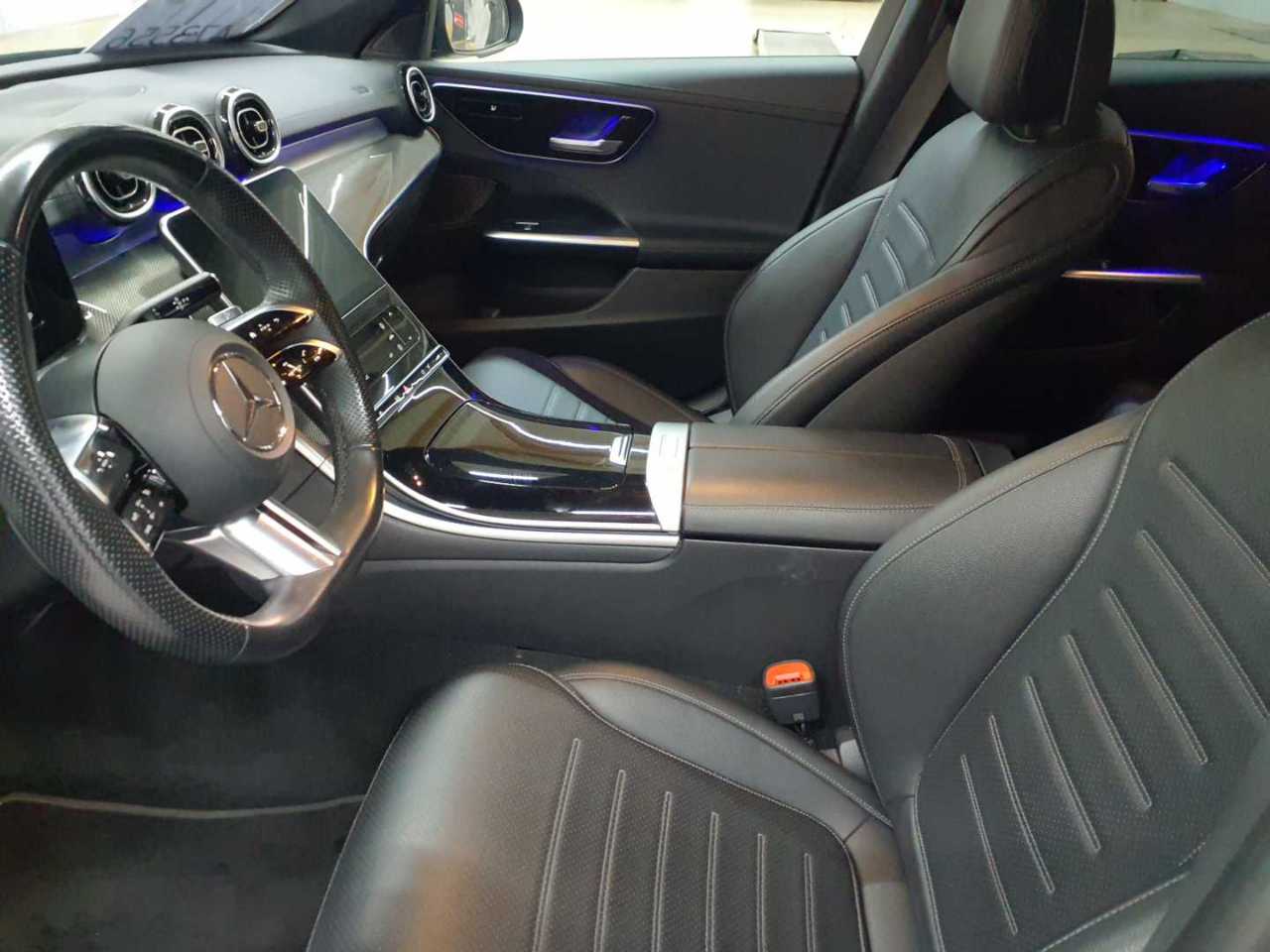 Mercedes-Benz C 200 d T 9G-TRONIC AMG Line 7