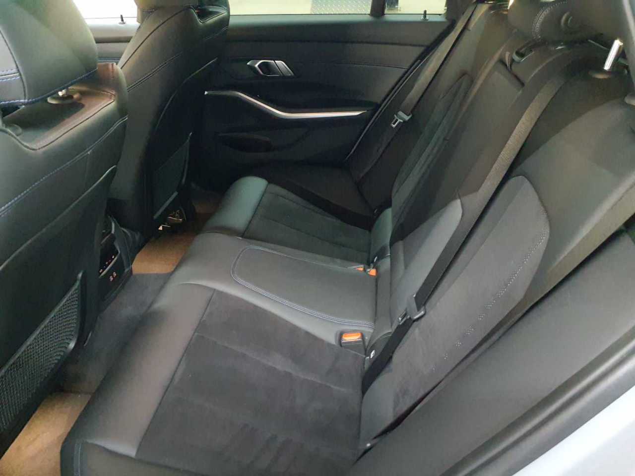 Bmw 330d Touring Aut. 13