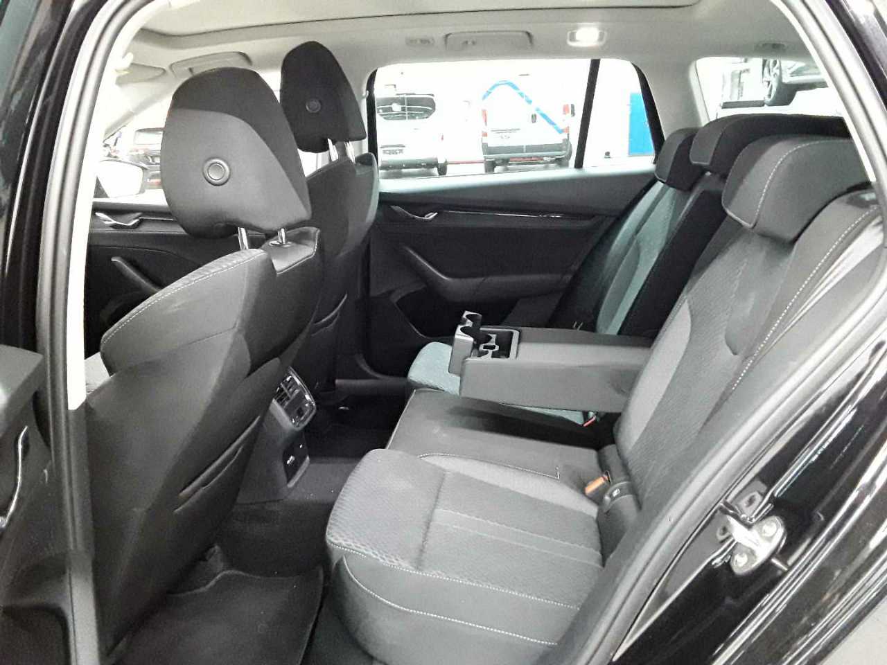 Skoda Octavia Combi 1.5 TSI e-TEC DSG Clever 13